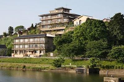 یویاروروسایسای