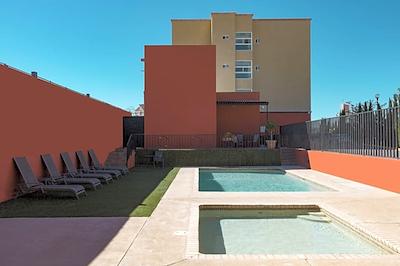 کنکویستادر این بای وز کنسولات