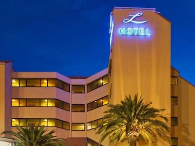 د لاکز ریزرت هتل