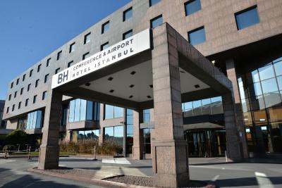 بی اچ کنفرانس اند ایرپورت هتل