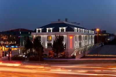 رامادا استانبول آسیا لاکچری هتل