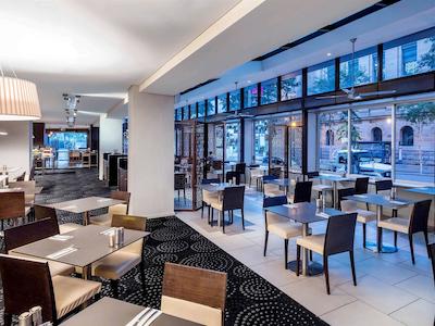 پولمان بریسبان کینگ گئورج اسکوار