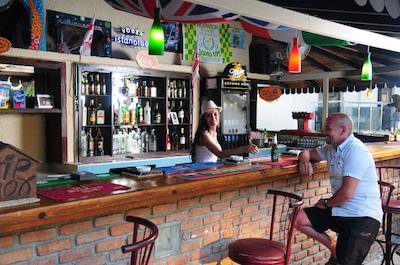 هان دلوکس هتل اند سویتز