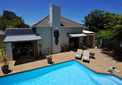 لیتل ستیا گوست هوس