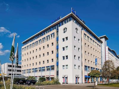 ایبیز بوجت برلین اُست