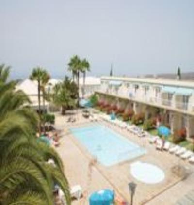 نیدو دل اگویلا بونگالوز اند لارا اپارتامنتز