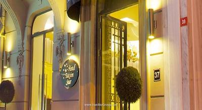 تکسیم استار هتل