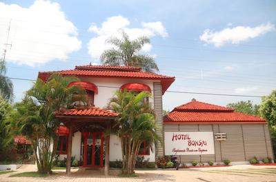 پوسادا بنسای