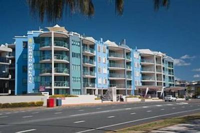 گراند پالیز بیچسید ریزرت