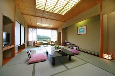 اُشو اکیو اُنسن رانتی