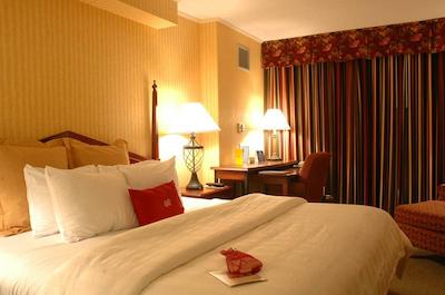 سُنستا فیلادلفیا ریتنهوس اسکوار