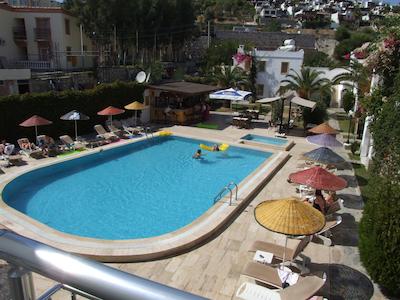 پارادیس اپارت