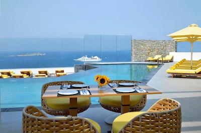 میکنیان کرالی