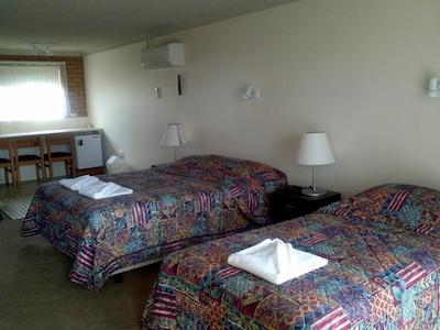 توموت والی متل