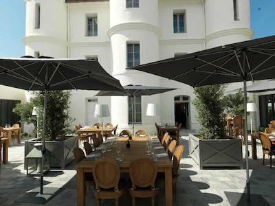 رلیز دالاسو بی د لا باول چاتیو دز تورلز