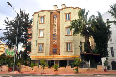 ناسا فلرا هتل