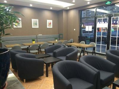 گرین تری این بیجینگ هایدیان دیستریکت شیزانچی بریج هتل