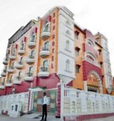 سان هتل آگرا