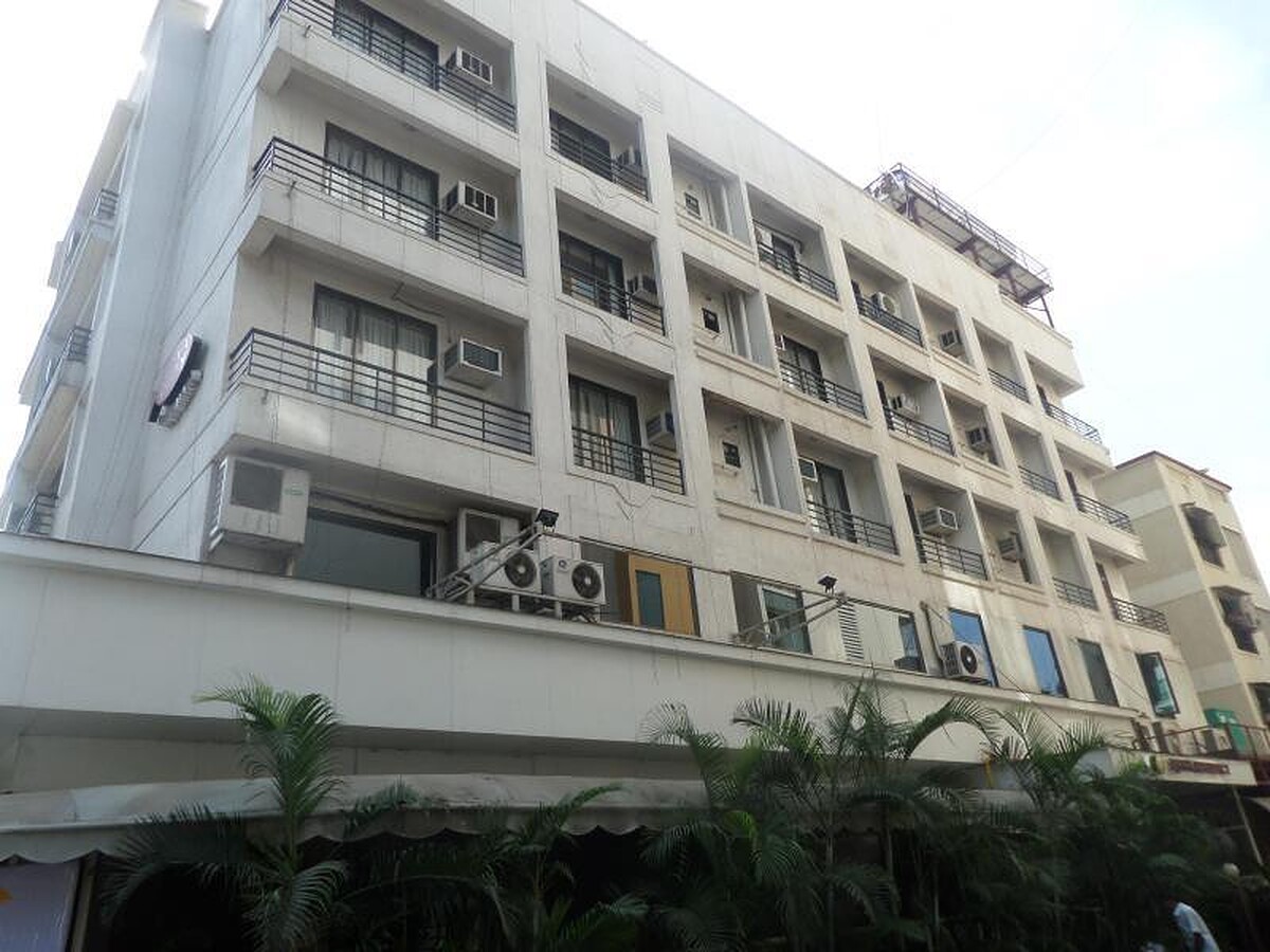 Hotel Risshi Residency