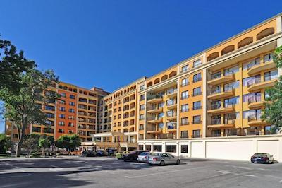 پارادایس گرین پارک هتل اند آپارتمنت