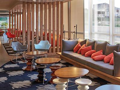 ایبیز لندرینا شپینگ هتل