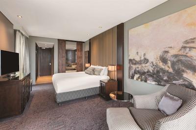 گامبارو هتل