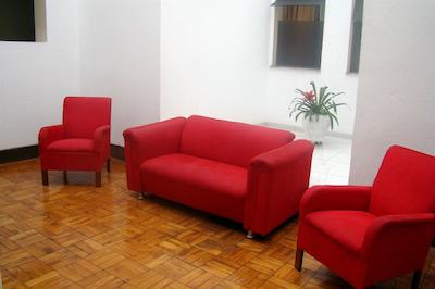 هتل پلازا پز د کالداز