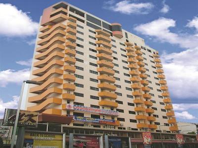 مال سوئیتز اکسپرز