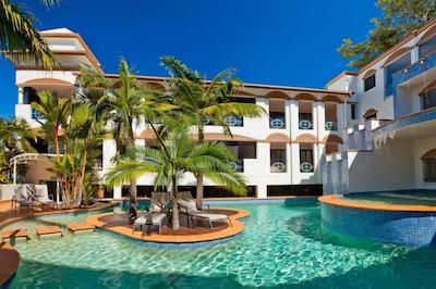 رگال پرت دوگلاز