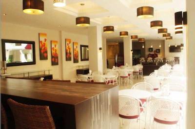 لساری هتل سانست