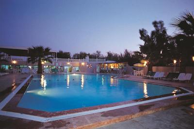 گومبت انیل بیچ