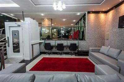 امازنیا تور هتل