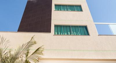 فرنت هتل اکسپمیناز