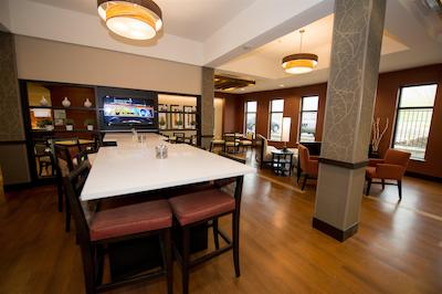 هلید این اکسپرز اند سویتز دنور اسود کسل رک