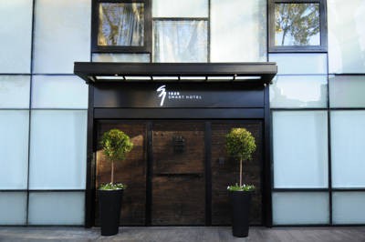 1828 اسمارت هتل