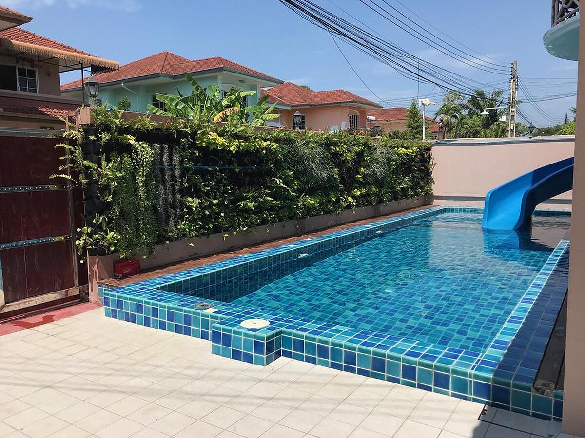 Thai Thani Pool Villa Resort Pattaya