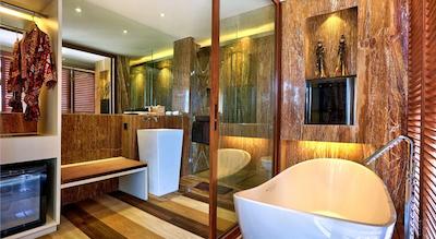 مگا بوتیک هتل اند اسپا