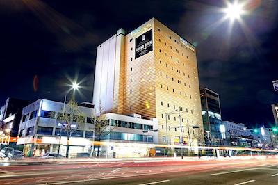 بنیکیا پرمیر ماریگولد هتل