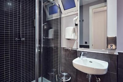 فری هستلز بارسلنا