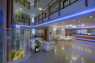 ویلا مون فلور اپارت اند سویتز