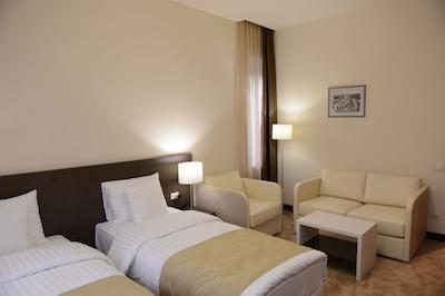 مای هتل ایروان