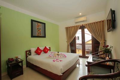 گولدن ریور هتل