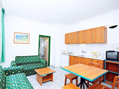 مارگاریتا اپارت هتل