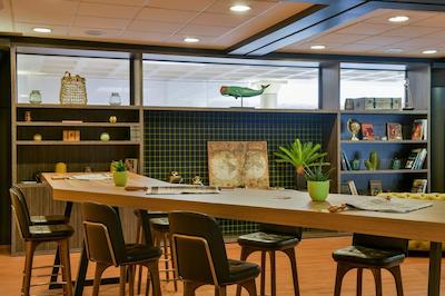 هتل مرکور بردیوکس چاتیو چارترنز