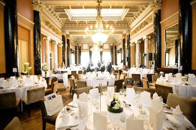 دز ترویز کورنز