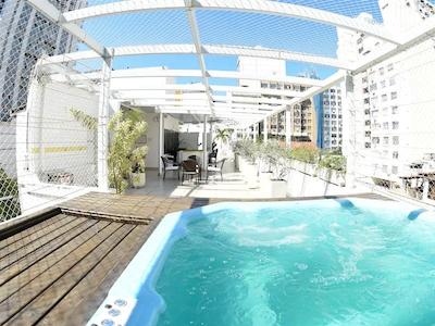 هتل ویلیج ایکارا