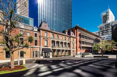 کمو د تریسوری