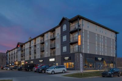 ریور استیشن سویت هتل