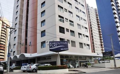 اکسکوتیو اری هتل