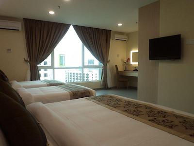 میدسیتی هتل ملاکا